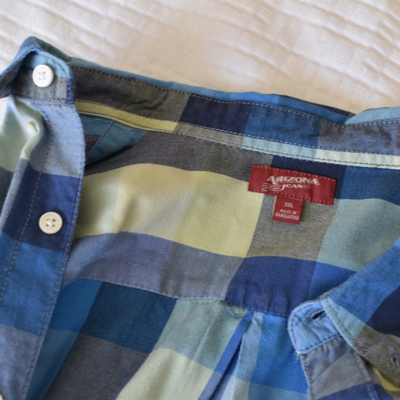 Bundle of 2 Arizona Shirts - Picture 3 of 5